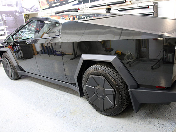 Gloss black 3M coloured PPF